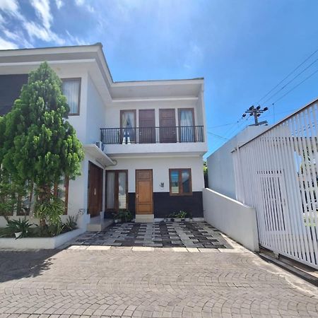 Gated 3Br Residence - 10 Mins From Malioboro Yogyakarta Exterior foto