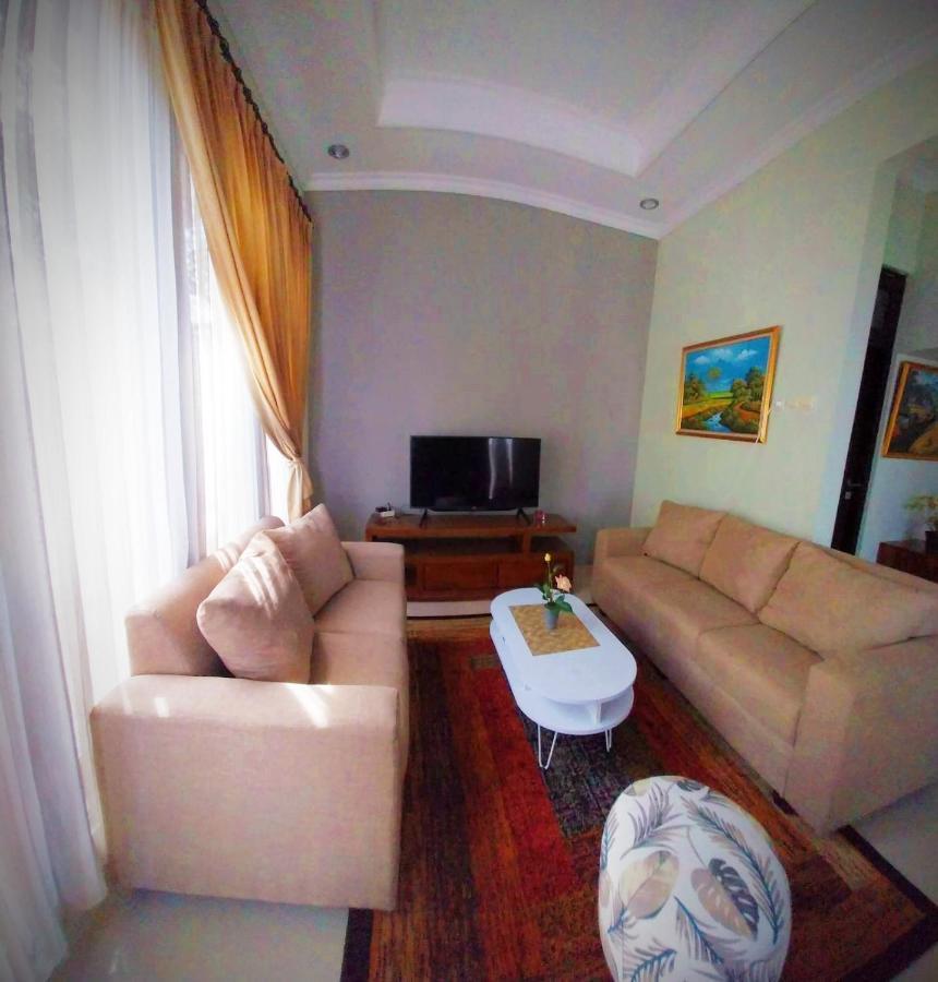 Gated 3Br Residence - 10 Mins From Malioboro Yogyakarta Exterior foto